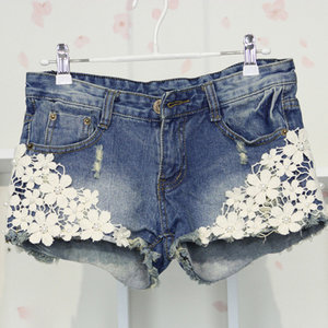 Ozdobne wykończenie szortów