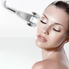 Pomocny w mikrochirurgii oka