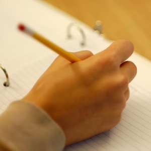 Jak poprawnie zredagować rozprawkę?