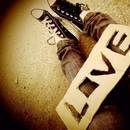 Jak zwrócić na siebie uwagę chłopaka?