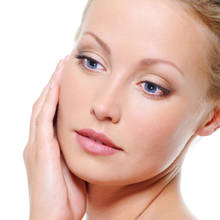 Jak pokonać trądzik domowymi sposobami?