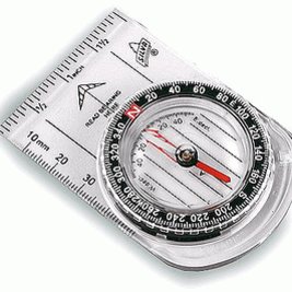 Jakie wyposażenie jest przydatne w górach?