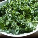 Przepis na makaron z suszonymi pomidorami i jarmużem