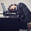 Jak odżyć po nieprzespanej nocy?