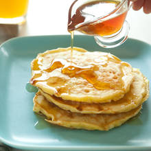 Przepis na śniadaniowe placuszki z serka wiejskiego