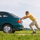 Jak odpalić samochód na pych?