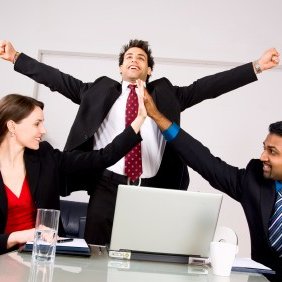 Skupiaj uwagę na innych, nie na sobie