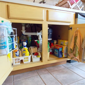 Wykorzystaj drzwiczki szafki