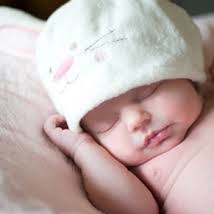 Co należy wiedzieć o pielęgnacji pępka u niemowląt?