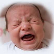 Jak zdiagnozować kolkę i rozdrażnienie w pierwszych trzech miesiącach życia niemowlęcia?