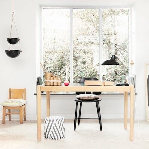 Jak urządzić domowe biuro w stylu skandynawskim?