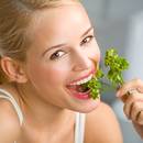 Dlaczego warto jeść pietruszkę?