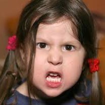 Jak pomóc dziecku wyładować wrogie uczucia w symboliczny sposób?