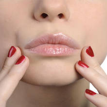 Jak samodzielnie wydepilować wąsik woskiem?