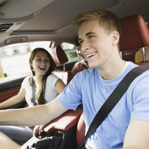 Zanotuj godzinę oraz stację radiową