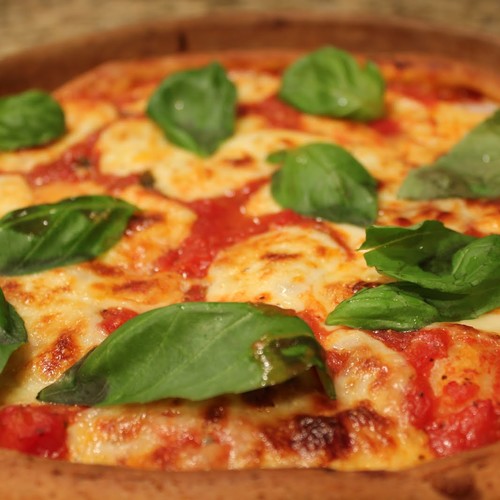 Jak zrobić pizzę Margherita?