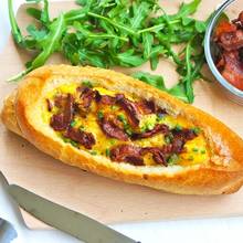 Przepis na śniadaniową bagietkę z jajkiem