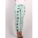 Jak ozdobić stare dżinsy motywem etno?