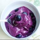 Przepis na bananowy sorbet z dodatkiem jagód