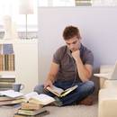 Przypisy w pracy dyplomowej – porady i wskazówki