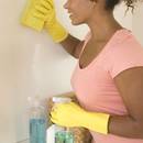 Jak skutecznie oczyścić ściany w domu?