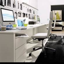 W co wyposażyć domowe biuro?