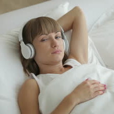 Słuchaj muzyki relaksacyjnej