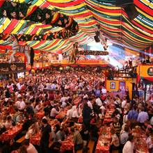 W jaki sposób świętować Oktoberfest?