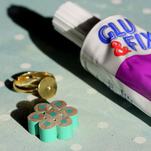 Przytwierdzanie do obrączki