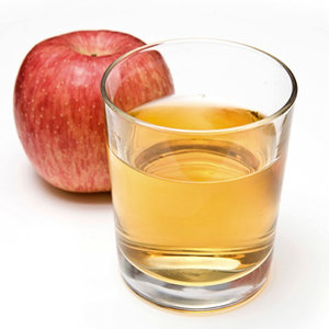 Jak zrobić drinka o smaku szarlotki?