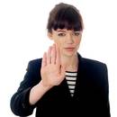 Jak stać się osobą asertywną?