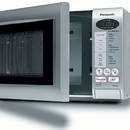 Jak bezpiecznie używać mikrofalówki?