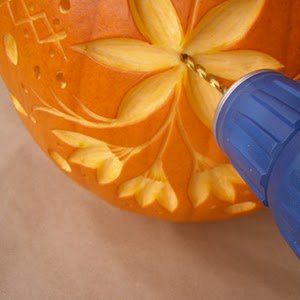 Wiercenie otworów w skórce