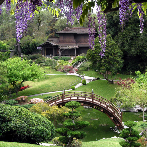 Jak urządzić ogród w stylu japońskim?