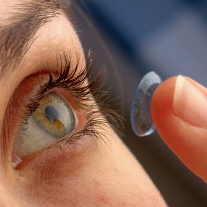 Okulary i szkła kontaktowe