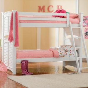 Krzesła, dziecięce łóżeczka