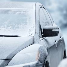 Sposoby na zamarznięte drzwi w samochodzie