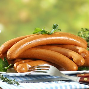 Dlaczego warto zrezygnować z parówek?