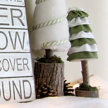 Jak ozdobić styropianową choinkę – falbanki