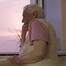 Dlaczego doskwiera nam samotność?