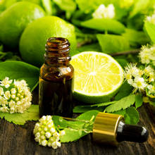 Jak przygotować olejek do aromaterapii na pamięć i koncentrację?