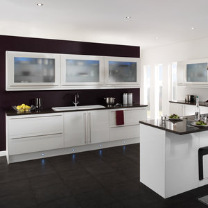 Brudne krany i naczynia