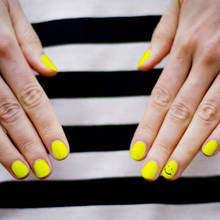 Jakie są przyczyny żółknięcia paznokci?