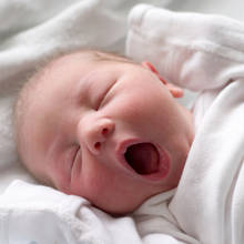 Usypianie noworodka – porady i wskazówki