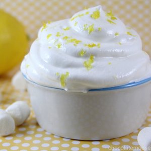 W jaki sposób przygotować krem marshmallow?