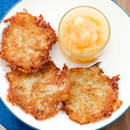 Ciekawe placki ziemniaczane z orzechami