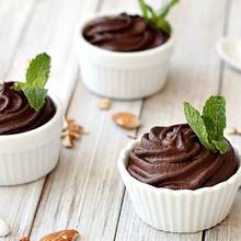 Smaczny mus z awokado i kakao