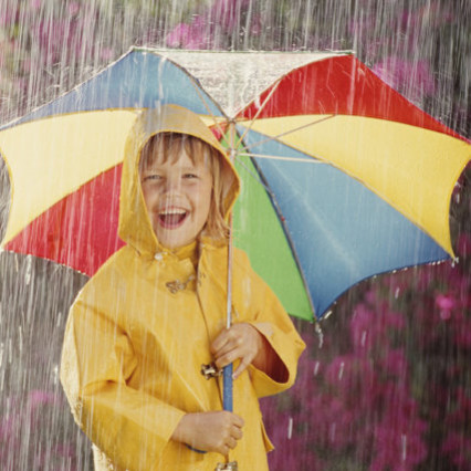Ciekawe zabawy dla dzieci na deszczowy dzień