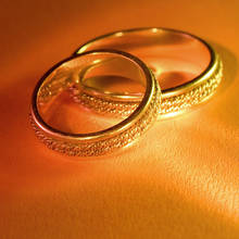 Jak poprawnie wróżyć z obrączki?