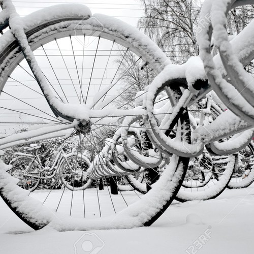 Jak bezpiecznie jeździć na rowerze zimą?
